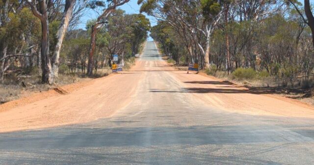 Teme que a principal rota de frete de WA possa atingir um bloqueio à medida que o prazo de financiamento se aproxima
