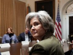 ‘Teórico da conspiração’, ‘fanático de direita’: o chefe de gabinete de Trump solta entrevistas secretas Wiles também esteve presente quando Trump se encontrou com o primeiro-ministro Anthony Albanese, juntamente com o secretário da Guerra, Pete Hegseth, em outubro.