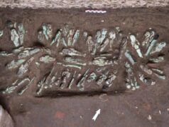 Tesouro encontrado em tumba egípcia resolve mistério antigo Um tesouro de 225 estatuetas funerárias foi descoberto dentro de uma tumba na antiga capital egípcia de Tanis, no Delta do Nilo. / Crédito: Ministério de Turismo e Antiguidades do Egito