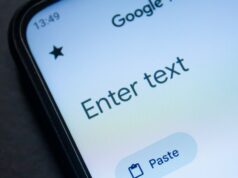 Testei a nova tradução ao vivo do Google com AirPods e realmente funciona bem Testei a nova tradução ao vivo do Google com AirPods e realmente funciona bem