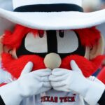Texas Tech faz movimentos de treinamento sem precedentes antes do CFP
