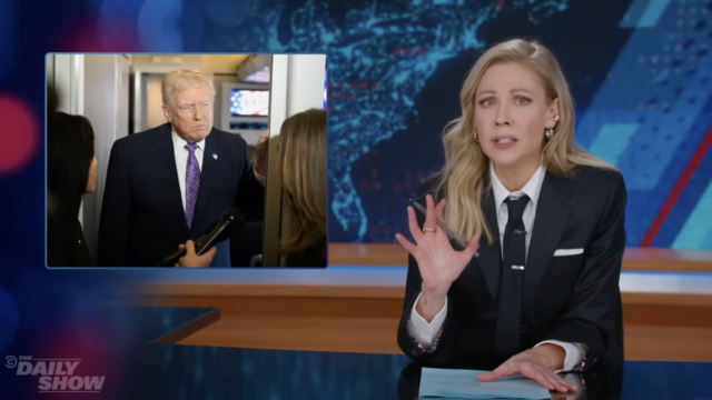 The Daily Show critica o tratamento de Trump às mulheres The Daily Show critica o tratamento de Trump às mulheres jornalistas
