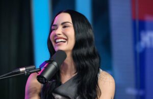 TikTok lança série de podcasts ao vivo com Demi Lovato como primeira convidada TikTok lança série de podcasts ao vivo com Demi Lovato como primeira convidada
