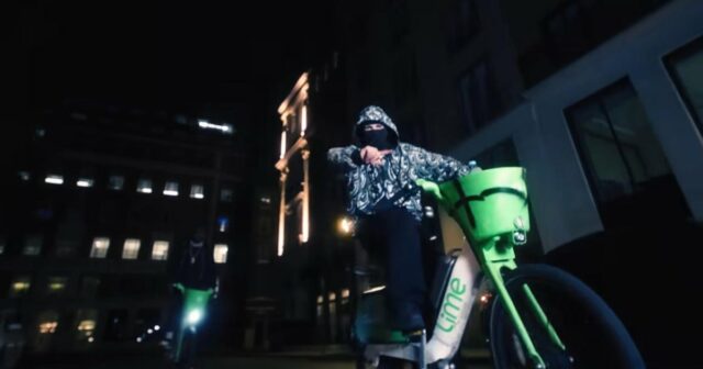 Timothee Chalamet quebra o silêncio sobre rumores virais de que ele é o rapper EsDeeKid
