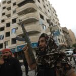 Tiros disparados contra forças dos EUA e da Síria durante a visita dos americanos a Palmyra, deixando vários feridos