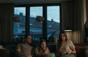 Título de Sundance ‘Como se divorciar durante a guerra’ abordado pela Nova Europa (EXCLUSIVO) Título de Sundance 'Como se divorciar durante a guerra' abordado pela Nova Europa (EXCLUSIVO)