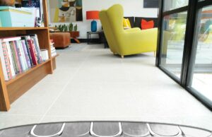 ‘Todos nós crescemos com radiadores – o aquecimento por piso radiante é óbvio’ 'Todos nós crescemos com radiadores - o aquecimento por piso radiante é óbvio'