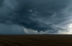 Todos os elementos atingiram o Centro-Oeste, deixando os moradores no escuro e no calor Todos os elementos atingiram o Centro-Oeste, deixando os moradores no escuro e no calor