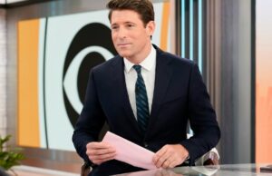 Tony Dokoupil é o mais recente no crescente desfile de âncoras do ‘CBS Evening News’ Tony Dokoupil é o mais recente no crescente desfile de âncoras do 'CBS Evening News'