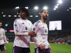 Torcedores do Man Utd elegem o melhor em campo após derrota por 2 a 1 para o Villa, um jogador teve quase metade dos votos Morgan Rogers comemora gol contra o Manchester United.