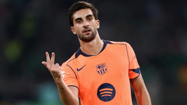 Torres marca três gols do Barcelona contra o Real Betis Torres marca três gols do Barcelona contra o Real Betis no goalfest da La Liga