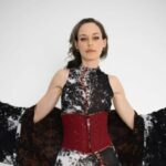 Traduzindo a cultura tradicional indonésia para a linguagem moderna da alta costura diária