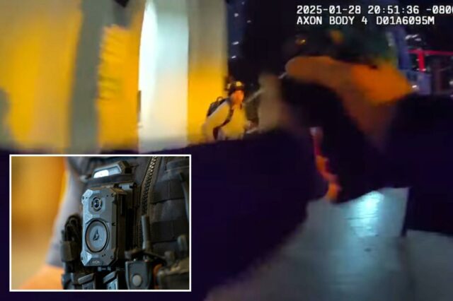 Uma câmera corporal Axon acoplada ao colete tático de um oficial.