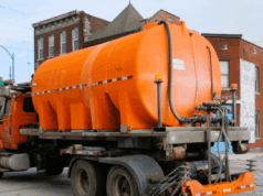 Tripulações pré-tratam rotas de neve conforme as temperaturas caem neste fim de semana Tripulações pré-tratam rotas de neve conforme as temperaturas caem neste fim de semana