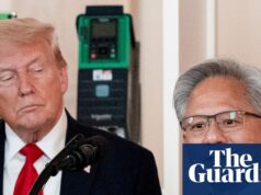 Trump abre caminho para a Nvidia vender poderosos chips de IA para a China Trump abre caminho para a Nvidia vender poderosos chips de IA para a China