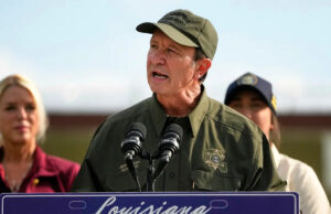 Trump anuncia que está nomeando o governador da Louisiana, Jeff Landry, para servir como enviado especial dos EUA à Groenlândia Yahoo news home