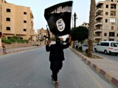 Trump ataca alvos do ISIS na Síria enquanto arquivos de Epstein caem em casa As forças dos EUA desencadearam uma onda de ataques aéreos contra o ISIS na Síria na sexta-feira