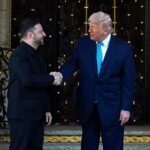 Trump dá as boas-vindas a Zelensky em Mar-a-Lago e diz que Putin leva a paz a sério