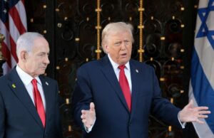 Trump diz que EUA apoiariam ataques contra programa de mísseis do Irã Trump diz que EUA apoiariam ataques contra programa de mísseis do Irã