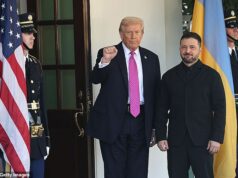 Trump e Zelensky discutirão três questões-chave enquanto se reúnem hoje… enquanto a Rússia lança milhares de ataques à Ucrânia Donald Trump e Volodymyr Zelenskyy estão prontos para discutir três questões-chave enquanto discutem um acordo de paz que pode encerrar quase quatro anos de guerra