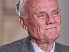 Trump não é o primeiro presidente a querer mais espaço para entretenimento, diz o porteiro de longa data da Casa Branca Yahoo news home