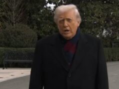 Trump promete retaliar após três americanos mortos em ataque na Síria Trump promete retaliar após três americanos mortos em ataque na Síria