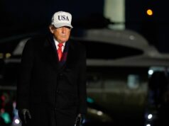 Trump responde ao tiroteio na Universidade Brown: ‘Deus abençoe as vítimas’ Trump responde ao tiroteio na Universidade Brown: 'Deus abençoe as vítimas'