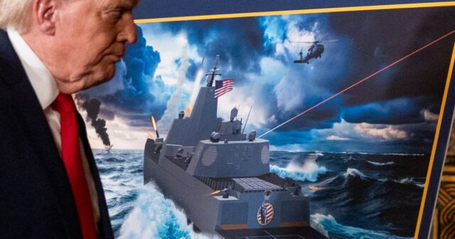 Trump revela navios de guerra da 'classe Trump' para a 'Frota Dourada' da Marinha dos EUA
