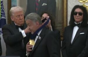 Trump sediará premiação do Kennedy Center Trump sediará premiação do Kennedy Center