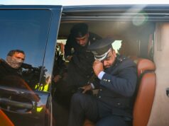 Turkiye realiza cerimônia militar em homenagem ao chefe do exército líbio morto em acidente Turkiye realiza cerimônia militar em homenagem ao chefe do exército líbio morto em acidente