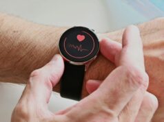 UE leva crédito pelos recursos do iOS 26.3 e diz que incentiva a inovação UE leva crédito pelos recursos do iOS 26.3 e diz que incentiva a inovação | A foto mostra um smartwatch de terceiros