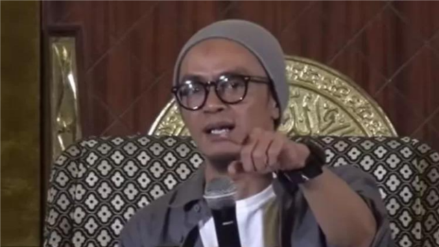 Ustaz Evie Effendi é nomeada suspeita
