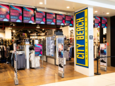 Varejista australiano City Beach multado em US$ 14 milhões por violação de bateria de botão Praia Da Cidade Austrália