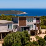 Vendedores relutantes colocam coração e alma na deslumbrante residência da Costa Sul