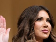 Ver: Kristi Noem testemunha perante o Comitê de Segurança Interna da Câmara Ver: Kristi Noem testemunha perante o Comitê de Segurança Interna da Câmara