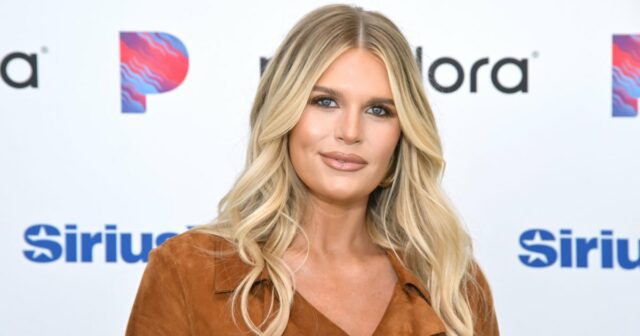 Vestido de lantejoulas 'favorito' de Madison Lecroy - o visual por US $ 34
