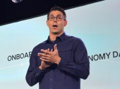 Viajando a bordo com a corrida de Rivian pela autonomia Viajando a bordo com a corrida de Rivian pela autonomia