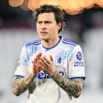 Victor Lindelof em ação pelo Aston Villa x West Ham.