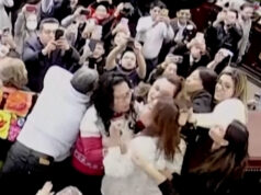 Vídeo: Políticos da Cidade do México brigam no Congresso Vídeo: Políticos da Cidade do México brigam no Congresso