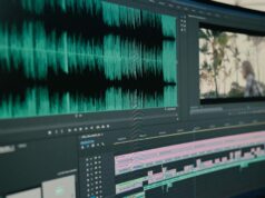 Vídeos longos do Instagram e controle total do seu feed podem estar nos planos Vídeos longos do Instagram e controle total do seu feed podem estar nos planos | Aplicativo de edição de vídeo mostrado em um monitor de tela ultralarga