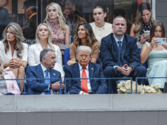 Vigilantes legais não morderão os advogados corruptos de animais de estimação de Trump Lindsey Halligan fala enquanto o presidente Donald Trump assina ordens executivas no Salão Oval da Casa Branca, sexta-feira, 31 de janeiro de 2025, em Washington. (Foto AP/Evan Vucci)