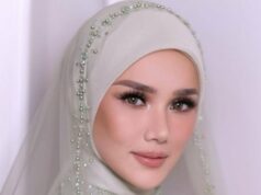 Virais! No momento em que Mulan Jameela beijou a mão da mãe de Maia Estianty, a expressão de sua mãe foi destacada pelos internautas Virais! No momento em que Mulan Jameela beijou a mão da mãe de Maia Estianty, a expressão de sua mãe foi destacada pelos internautas