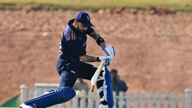 Virat Kohli ultrapassa Sachin Tendulkar para se tornar o mais rápido com 16.000 corridas na Lista A
