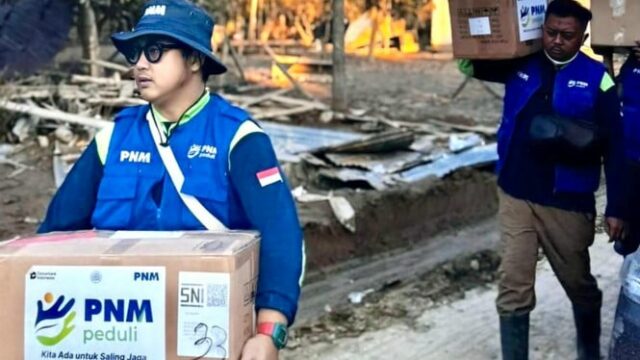 Voluntários do PNM distribuem ajuda diretamente para fortalecer as vítimas Voluntários do PNM distribuem ajuda diretamente para fortalecer as vítimas de desastres