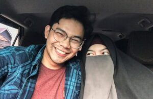 Insanul Fahmi começa a chorar expressando sua saudade de seu filho: Eu sei que ele com certeza estará procurando por ele Wardatina Mawa revela a verdadeira figura de Insanul Fahmi