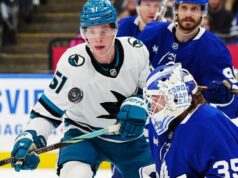 Wennberg faz o papel de herói enquanto os Sharks conquistam uma vitória dramática de retorno em Toronto Wennberg faz o papel de herói enquanto os Sharks conquistam uma vitória dramática de retorno em Toronto