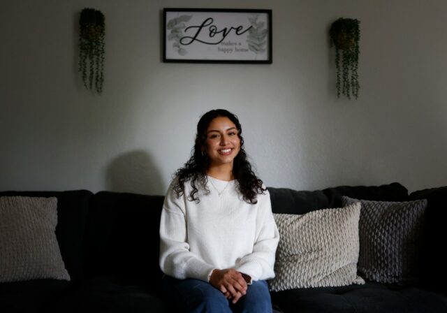 Wish Book: Sete anos depois, a organização sem fins lucrativos de South Bay que apoiou uma menina durante o câncer arrecada dinheiro para sua faculdade
