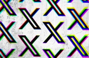 X desativa a conta de publicidade da Comissão Europeia depois de a empresa ter sido multada em 120 milhões de euros a pattern of the X (formerly Twitter) logo on a cracked wall