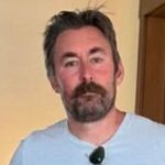 YouTuber Adam the Woo morto aos 51 anos: polícia chamada após amigo descobrir corpo