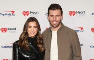 Zach Shallcross e Kaity Biggar revelam sua linha do tempo ideal para crianças Linha do tempo do relacionamento do casal Zach Shallcross e Kaity Biggar da 27ª temporada de 'Bachelor' - 263